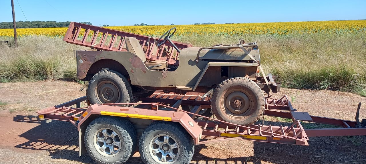 Willys Jeep on trailer