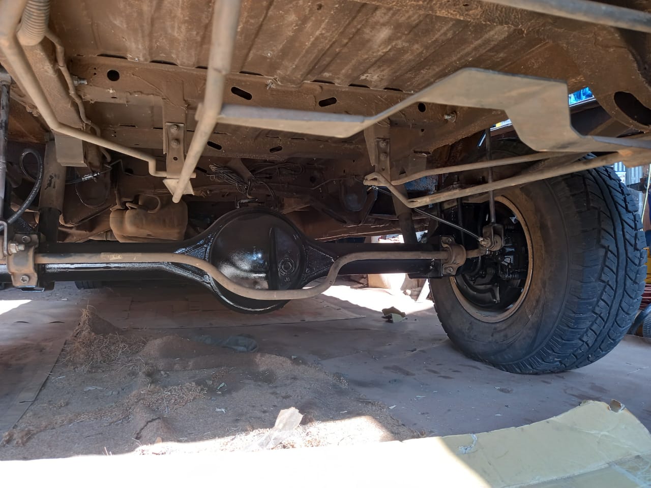Rear axle layout